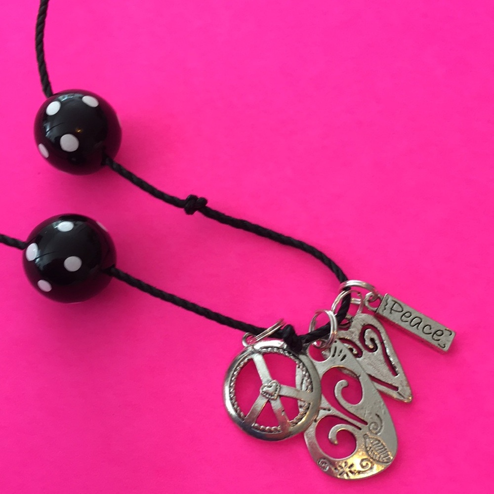 Roxy peace heart peace sign necklace